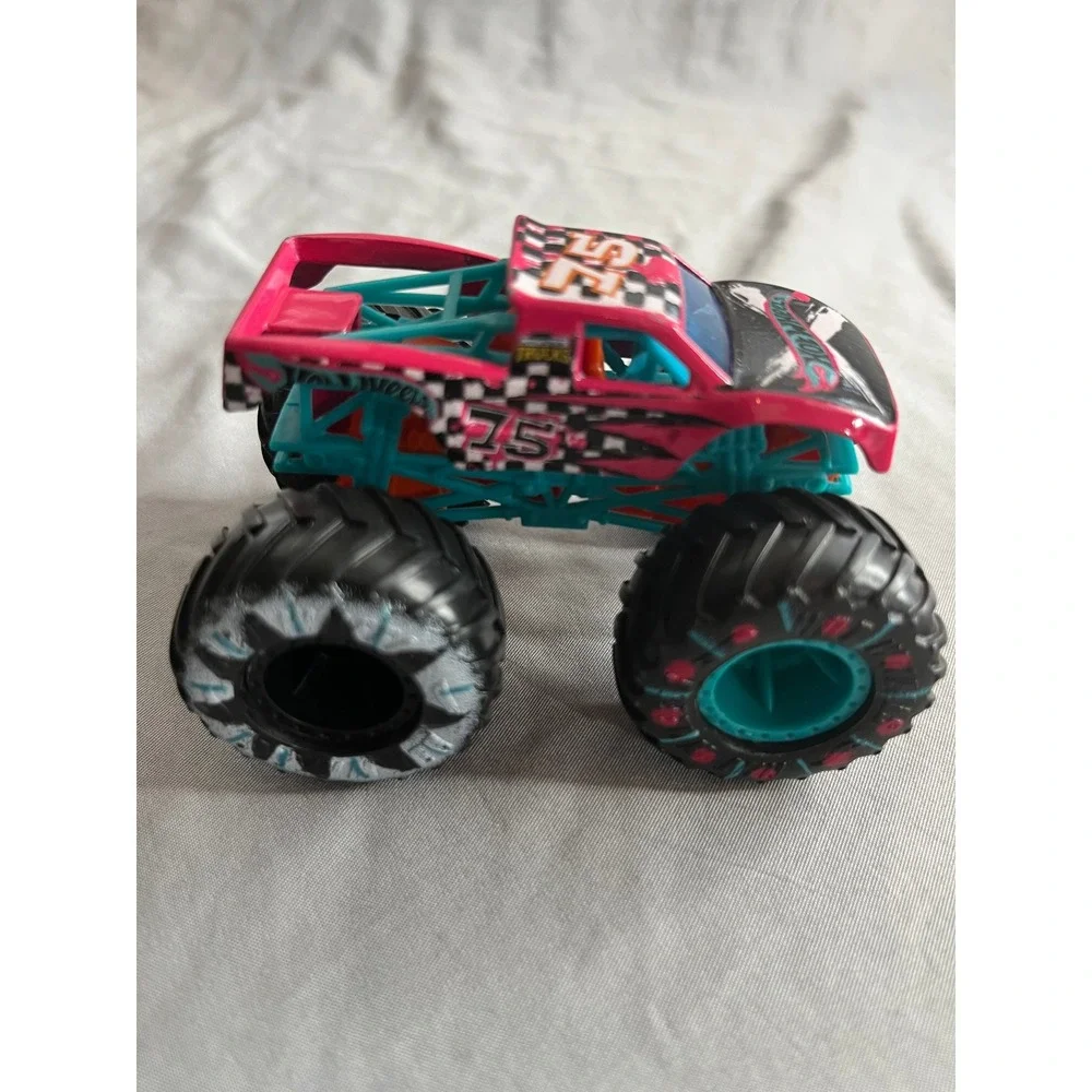 Hot Wheels this hot